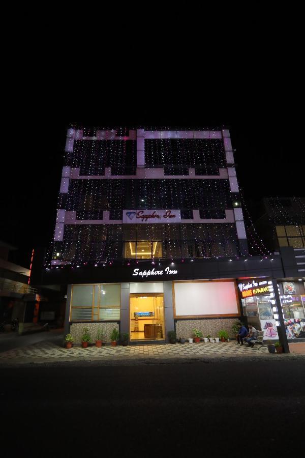 Sapphire Inn Nedumbassery Eksteriør bilde