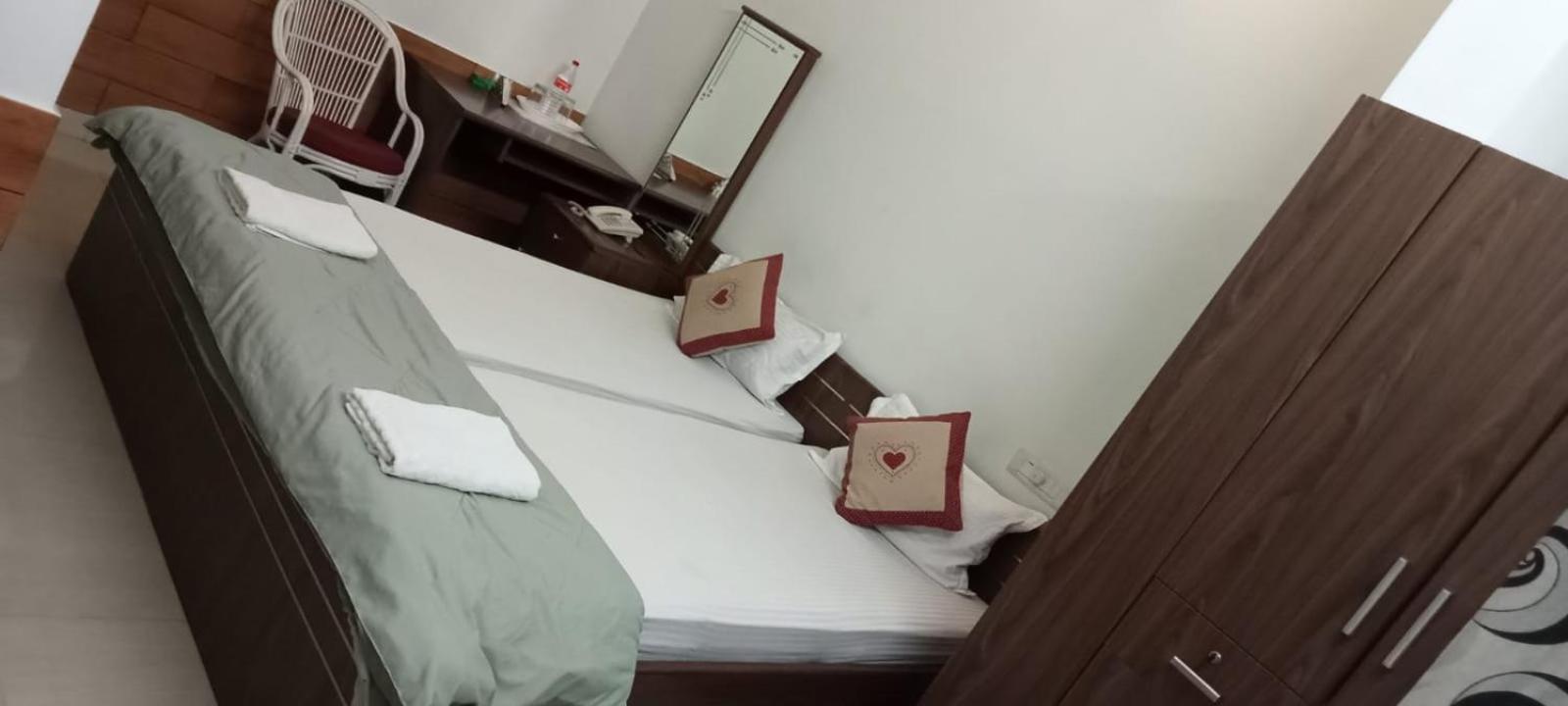 Sapphire Inn Nedumbassery Eksteriør bilde